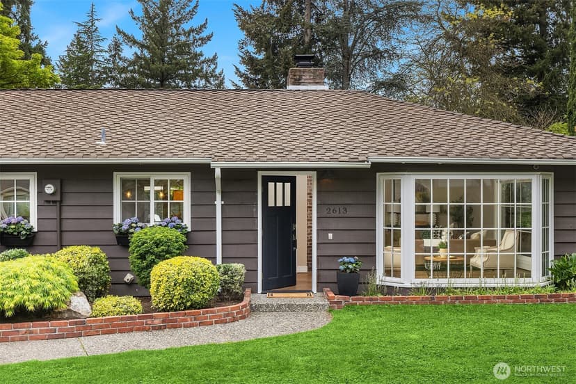 Property photo for 2613 126th Avenue NE, Bellevue photo 35