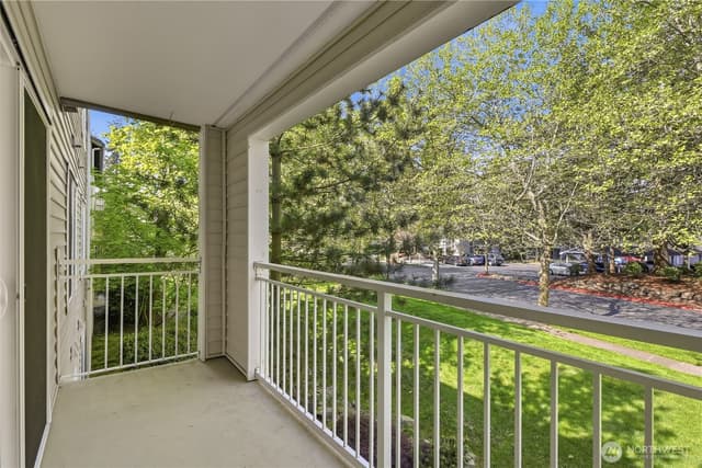 Property photo for 12303 Harbour Pointe Boulevard #W204, Mukilteo photo 3