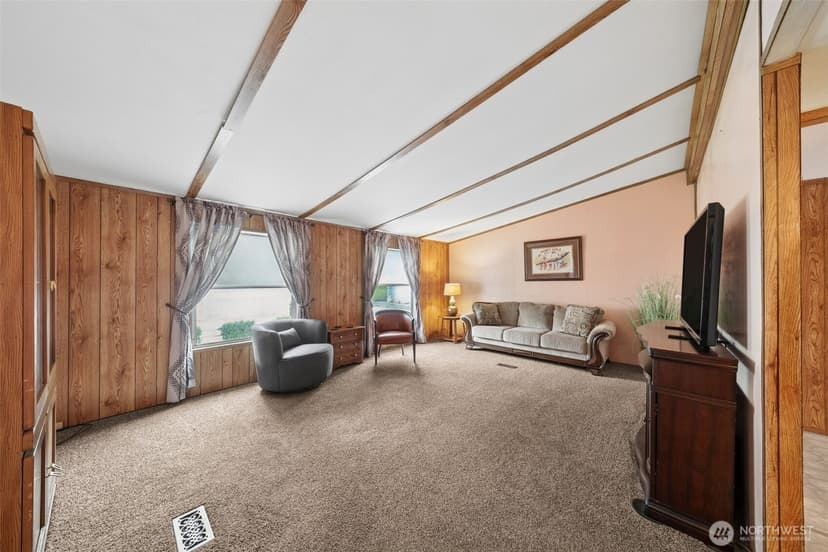 Property photo for 3611 I Street NE #266, Auburn photo 6