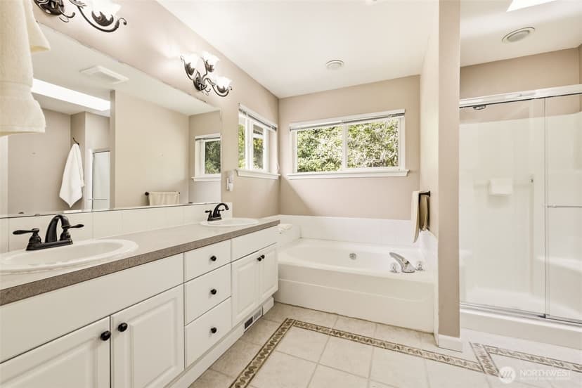 Property photo for 5814 61st Avenue W, University Place photo 22