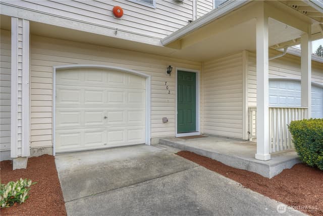 Property photo for 4724 Mill Pond Drive SE #702, Auburn photo 3