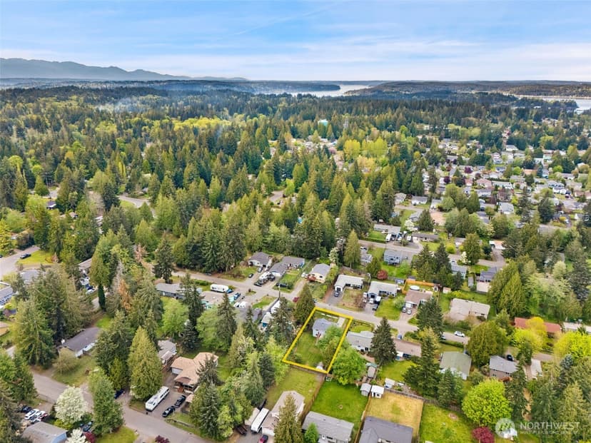 Property photo for 7292 E Harrison Street, Port Orchard photo 32