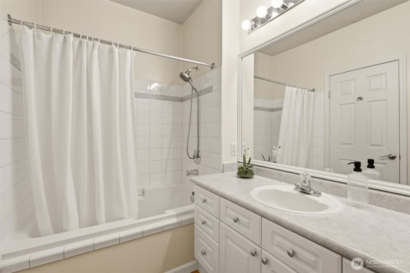 Property photo for 16125 Juanita-Woodinville Way NE #2511, Bothell photo 19