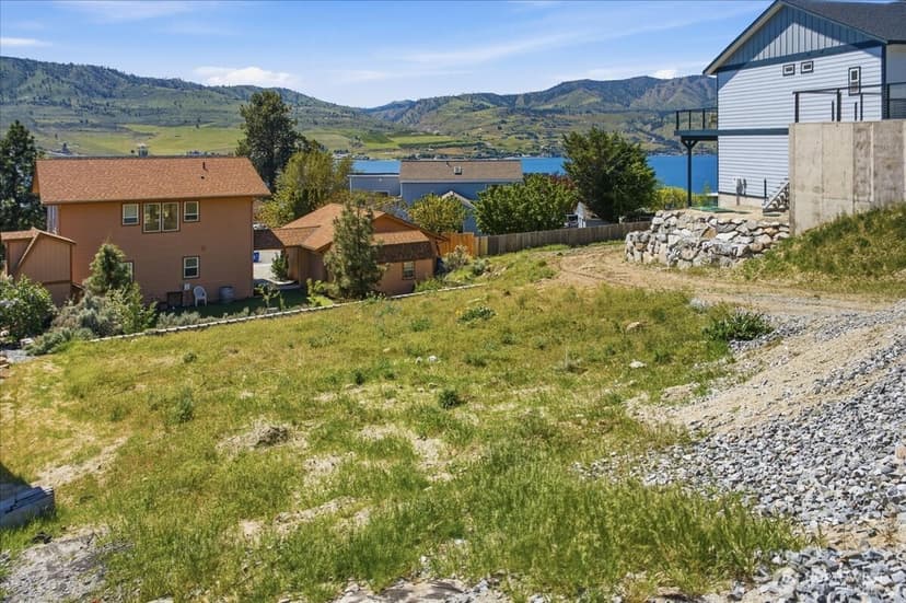Property photo for 211 Riviera Drive, Chelan photo 5