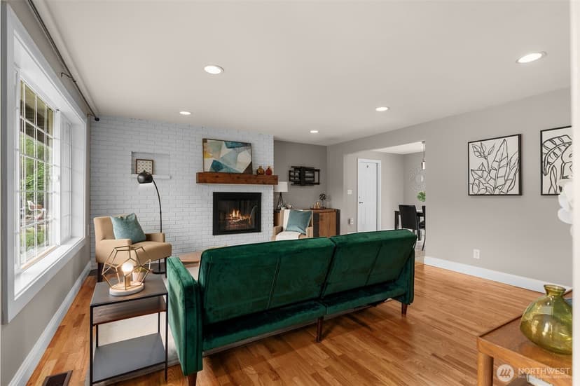 Property photo for 625 SW 127th Street, Seattle photo 6