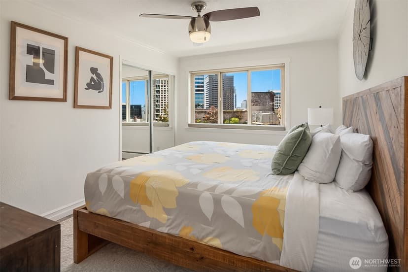 Property photo for 1400 Hubbell Place #1309, Seattle photo 17