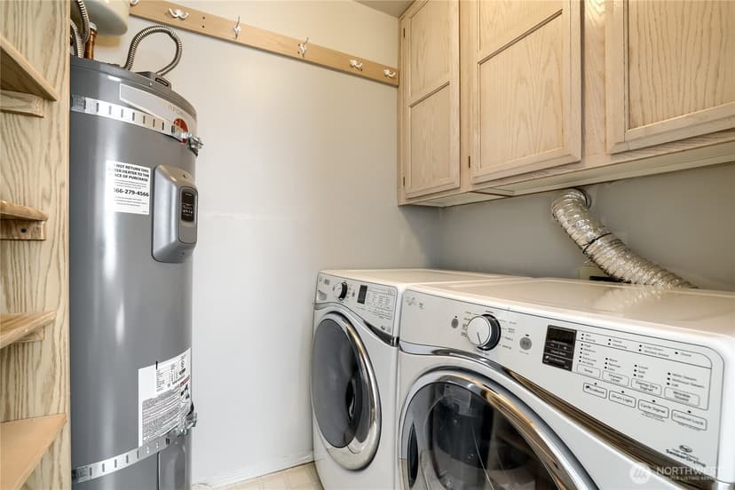 Property photo for 806 NW 52nd Street, Seattle photo 37