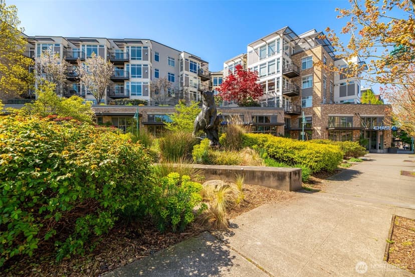 Property photo for 211 Kirkland Avenue #520, Kirkland photo 2