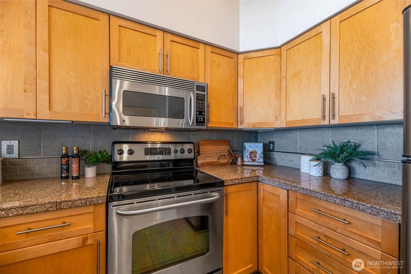 Property photo for 211 Kirkland Avenue #520, Kirkland photo 17