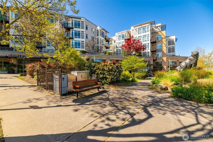 Property photo for 211 Kirkland Avenue #520, Kirkland photo 36