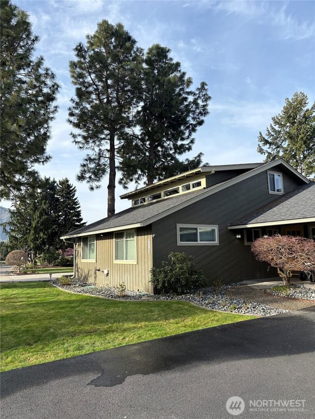 Property photo for 713 N Golf Course Drive, Chelan