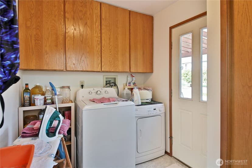 Property photo for 5636 Lenz Place, Langley photo 23