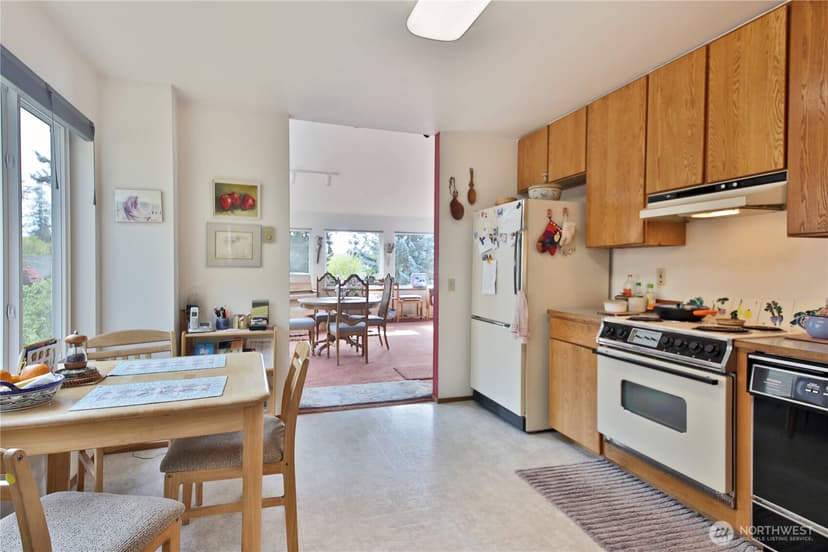 Property photo for 5636 Lenz Place, Langley photo 18