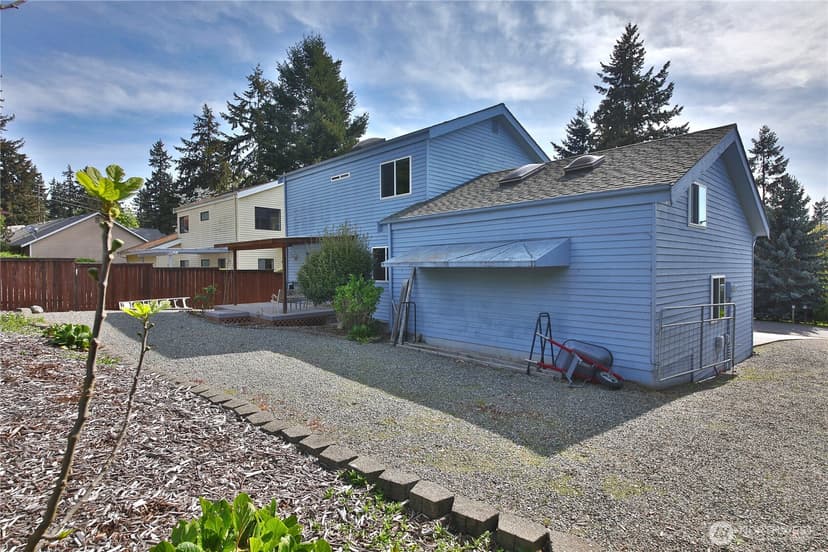 Property photo for 5636 Lenz Place, Langley photo 5