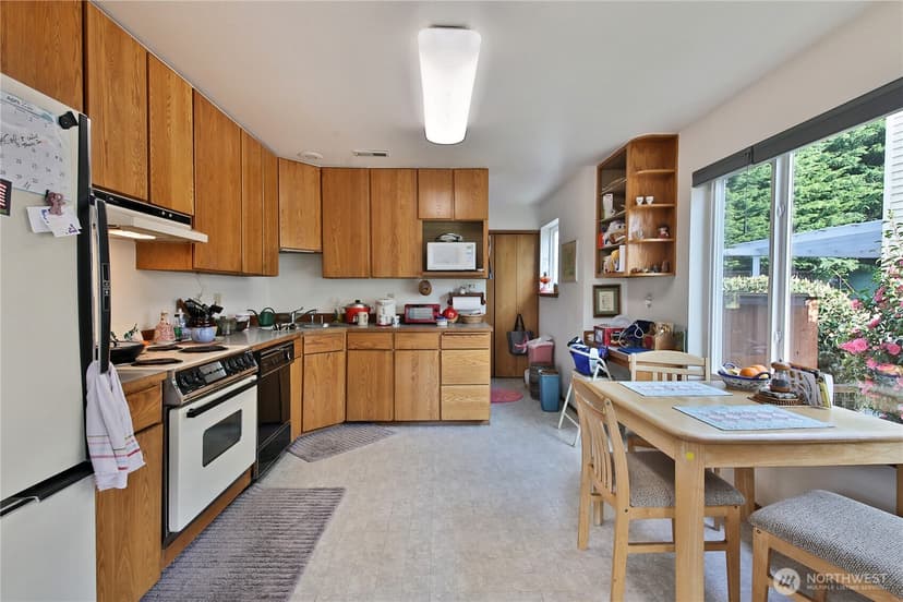 Property photo for 5636 Lenz Place, Langley photo 16
