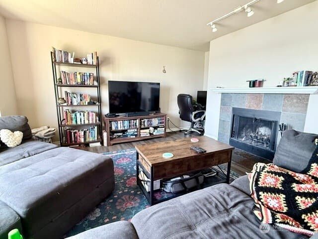 Property photo for 1700 Sunn Fjord Lane #L208, Bremerton photo 4