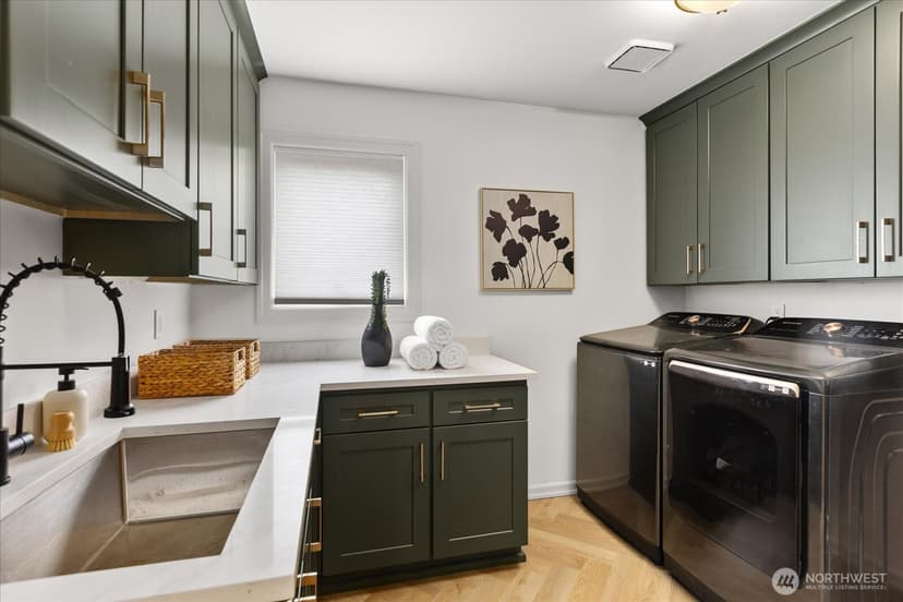 Property photo for 608 Magnolia Lane, Edmonds photo 24