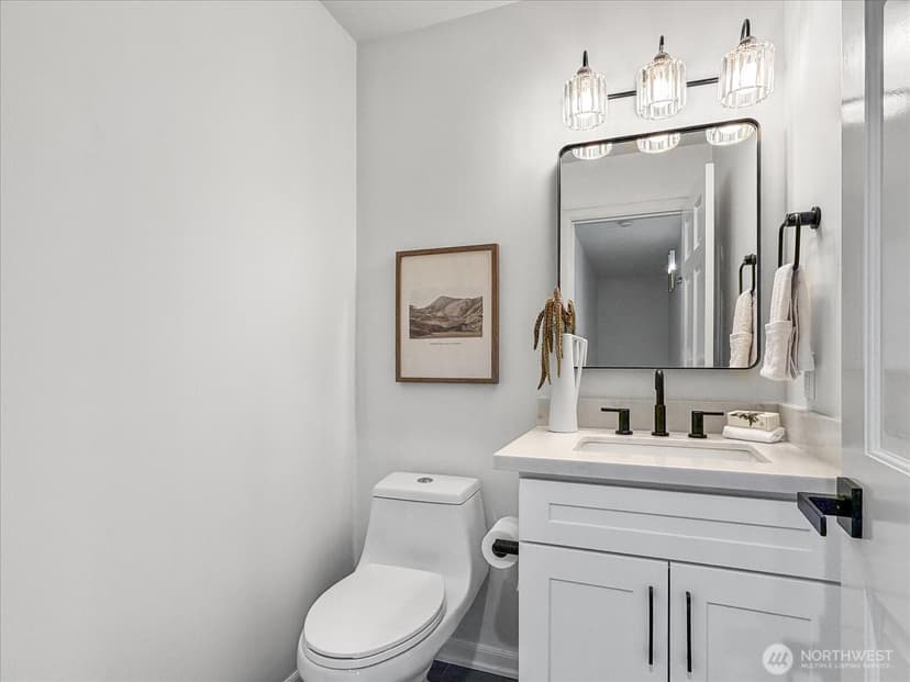 Property photo for 608 Magnolia Lane, Edmonds photo 25