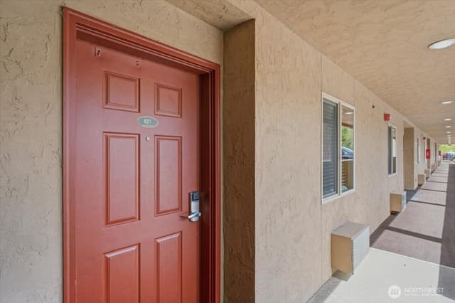 Property photo for 322 W Woodin Avenue #621, Chelan photo 3