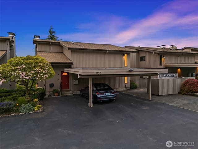 Property photo for 936 W Emerson Street #A, Seattle photo 2