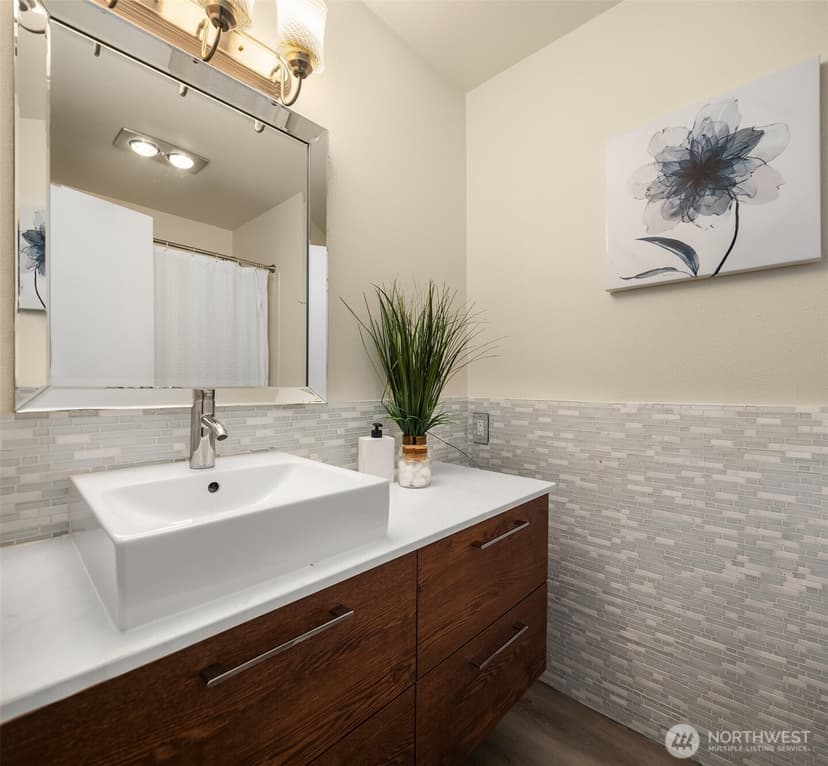 Property photo for 936 W Emerson Street #A, Seattle photo 28