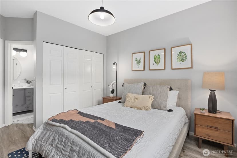 Property photo for 13000 Admiralty Way #D103, Everett photo 15