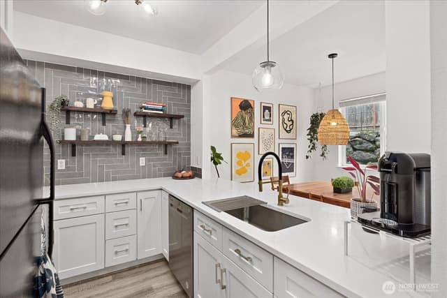 Property photo for 13000 Admiralty Way #D103, Everett