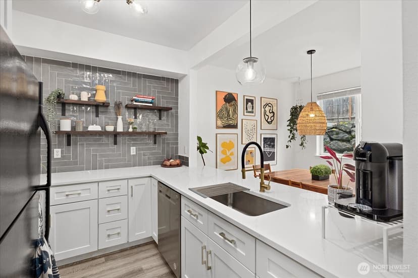 Property photo for 13000 Admiralty Way #D103, Everett
