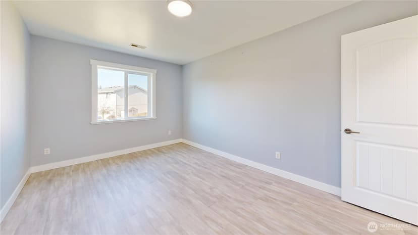 Property photo for 3625 181st Street E, Tacoma photo 35
