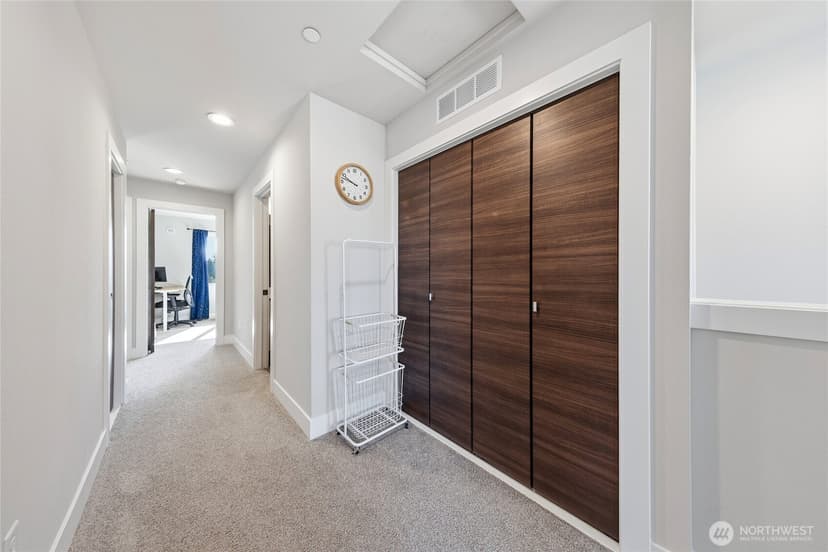 Property photo for 508 Heron Walk SE, Sammamish photo 18