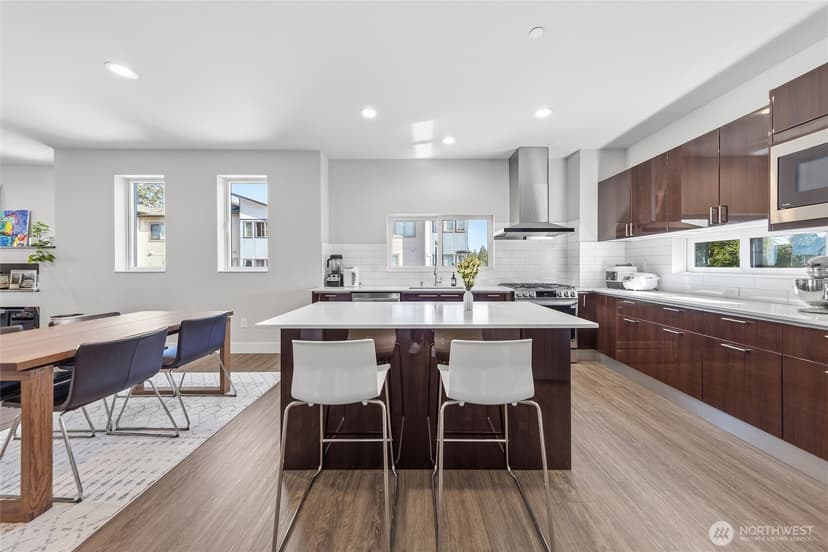 Property photo for 508 Heron Walk SE, Sammamish photo 10