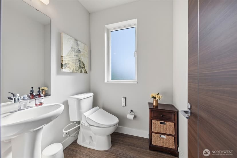 Property photo for 508 Heron Walk SE, Sammamish photo 12