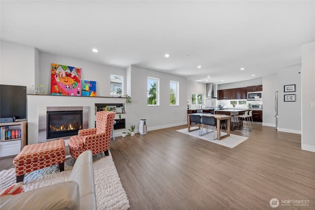 Property photo for 508 Heron Walk SE, Sammamish photo 5