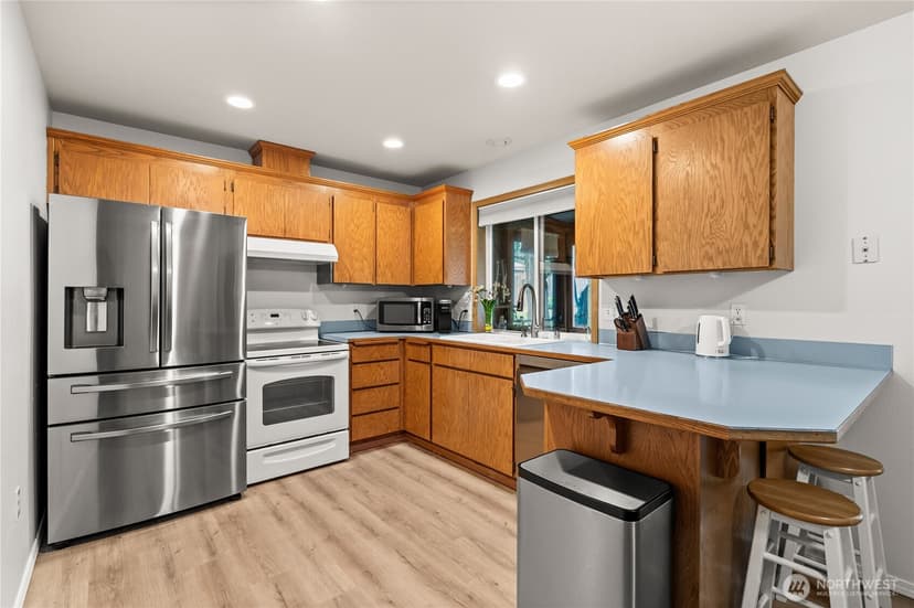 Property photo for 19211 110th Street E, Bonney Lake photo 7