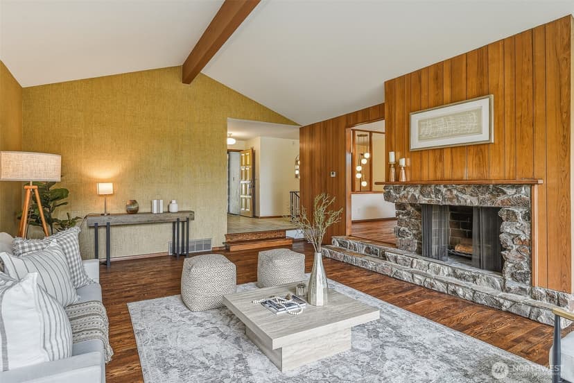 Property photo for 797 NW Culbertson Drive, Seattle photo 4
