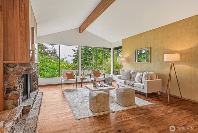 Property photo for 797 NW Culbertson Drive, Seattle photo 3