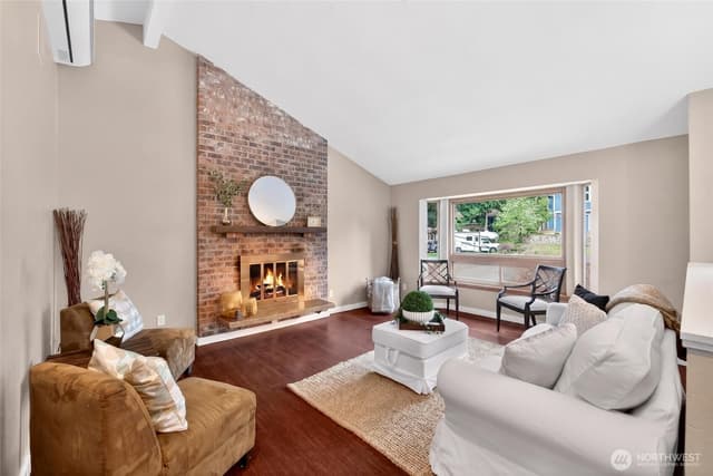 Property photo for 4815 West Tapps Dr East, Lake Tapps photo 4