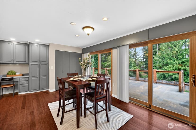 Property photo for 4815 West Tapps Dr East, Lake Tapps photo 8