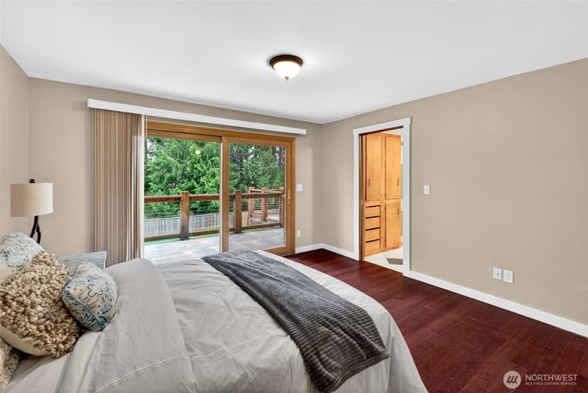 Property photo for 4815 West Tapps Dr East, Lake Tapps photo 12