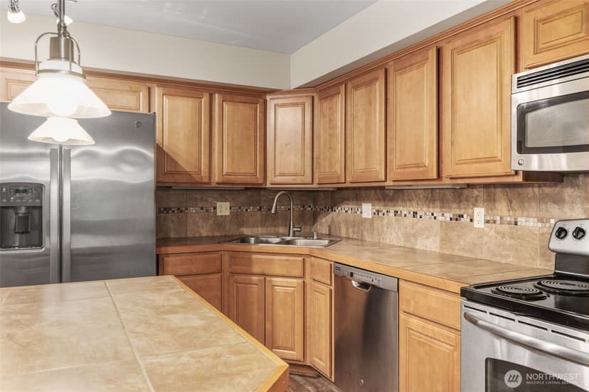 Property photo for 13405 97th Avenue E #205, Puyallup photo 7