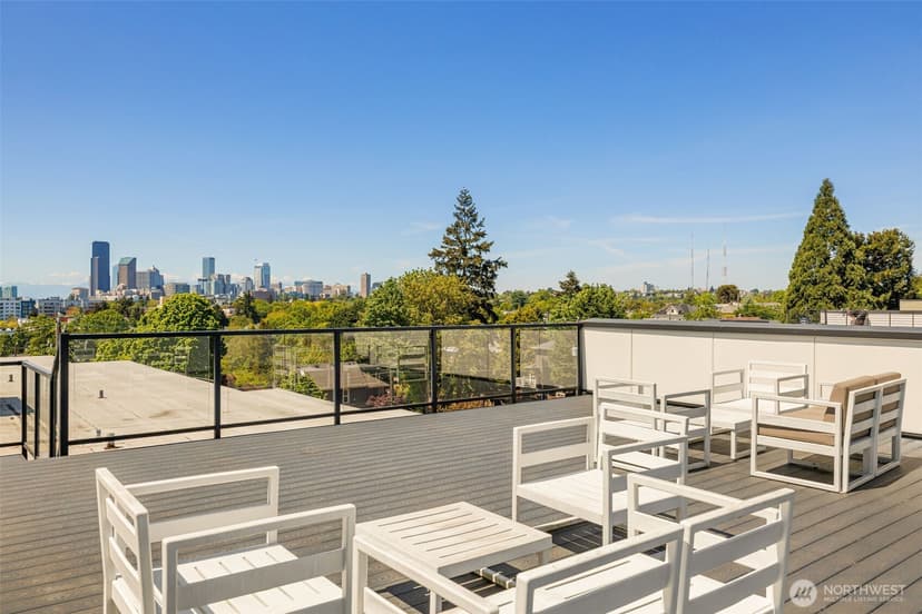 Property photo for 2901 S Jackson Street #404, Seattle photo 18