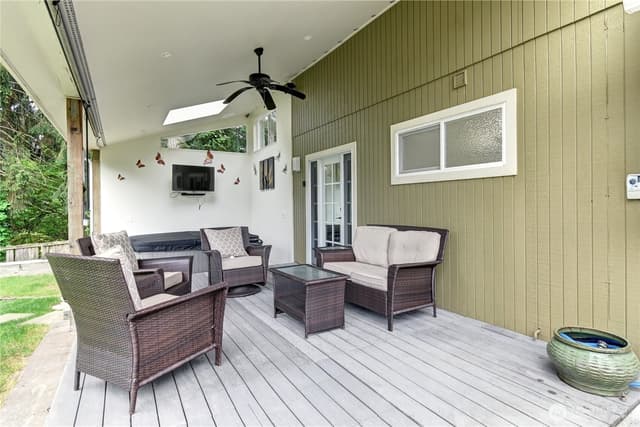 Property photo for 23717 49th Drive SE, Woodinville photo 2