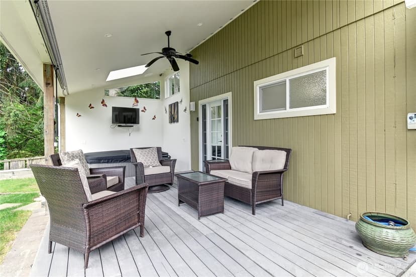 Property photo for 23717 49th Drive SE, Woodinville photo 2