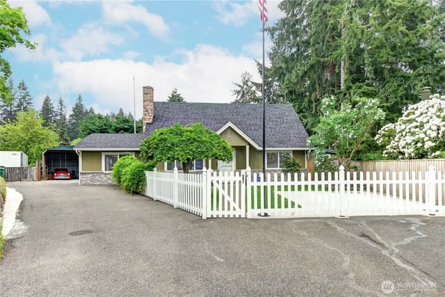 Property photo for 23717 49th Drive SE, Woodinville photo 5