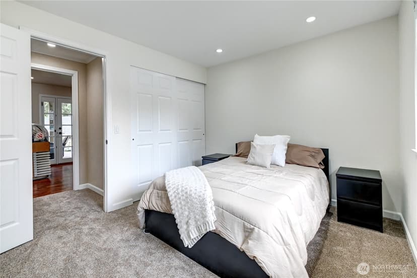 Property photo for 23717 49th Drive SE, Woodinville photo 31