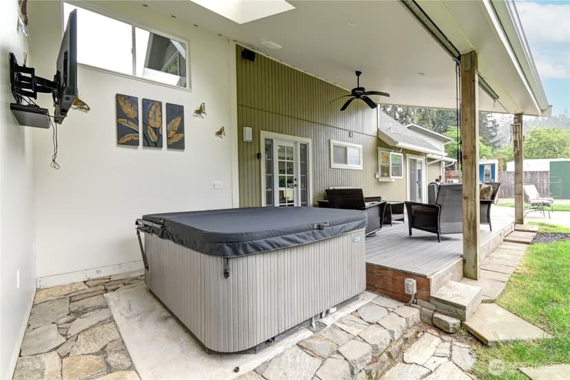 Property photo for 23717 49th Drive SE, Woodinville photo 14