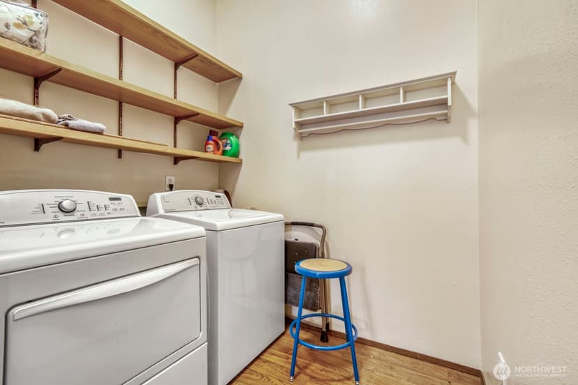 Property photo for 21021 76th Avenue W #2, Edmonds photo 15