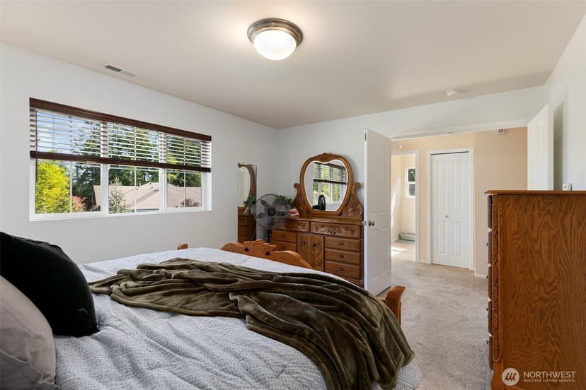 Property photo for 4787 Strathmore Circle SW, Port Orchard photo 15