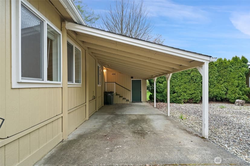 Property photo for 900 NE Saturn Lane, Bremerton photo 19