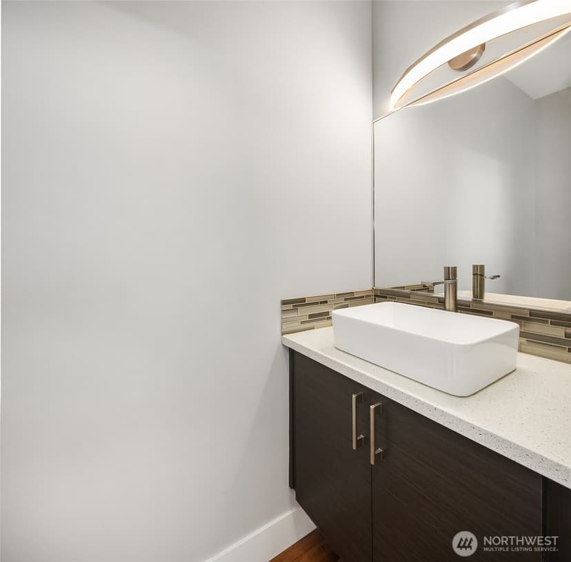 Property photo for 1761 20th Avenue S, Seattle photo 23
